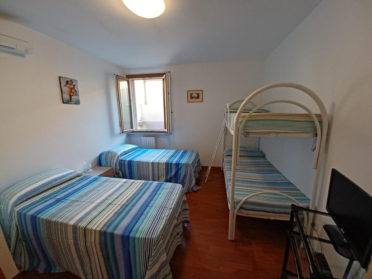 Appartamento Felicia Сан-Бенедетто-дель-Тронто Екстер'єр фото